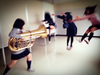 Illustration for article titled How Band Nerds Hijacked Japan's Biggest Photo Meme